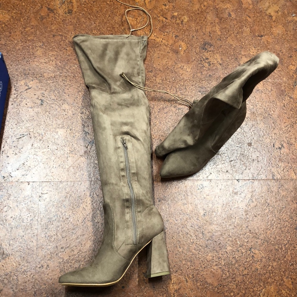 NWOT YOKI style Bridget over‎ the knee boots 3.5” heel suede size 9